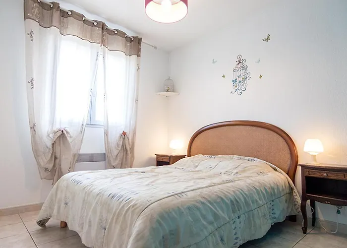 Maison Climatisee A Avec Jardin Et Parking Privatif - Fr-1-604-19 *